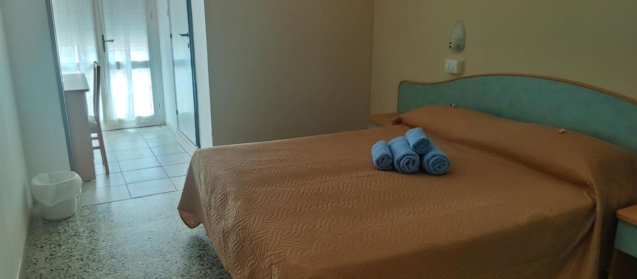 Hotel Adriatico Bellaria-Igea Marina Bagian luar foto