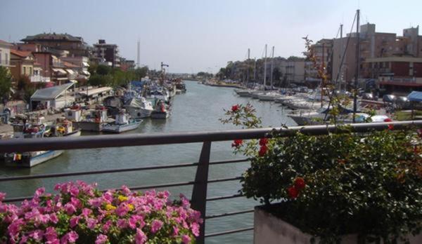 Hotel Adriatico Bellaria-Igea Marina Bagian luar foto